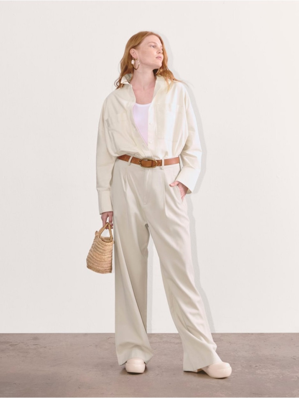 Draper Pleated Wide-Leg Pant in Buttersmooth — Sandstone